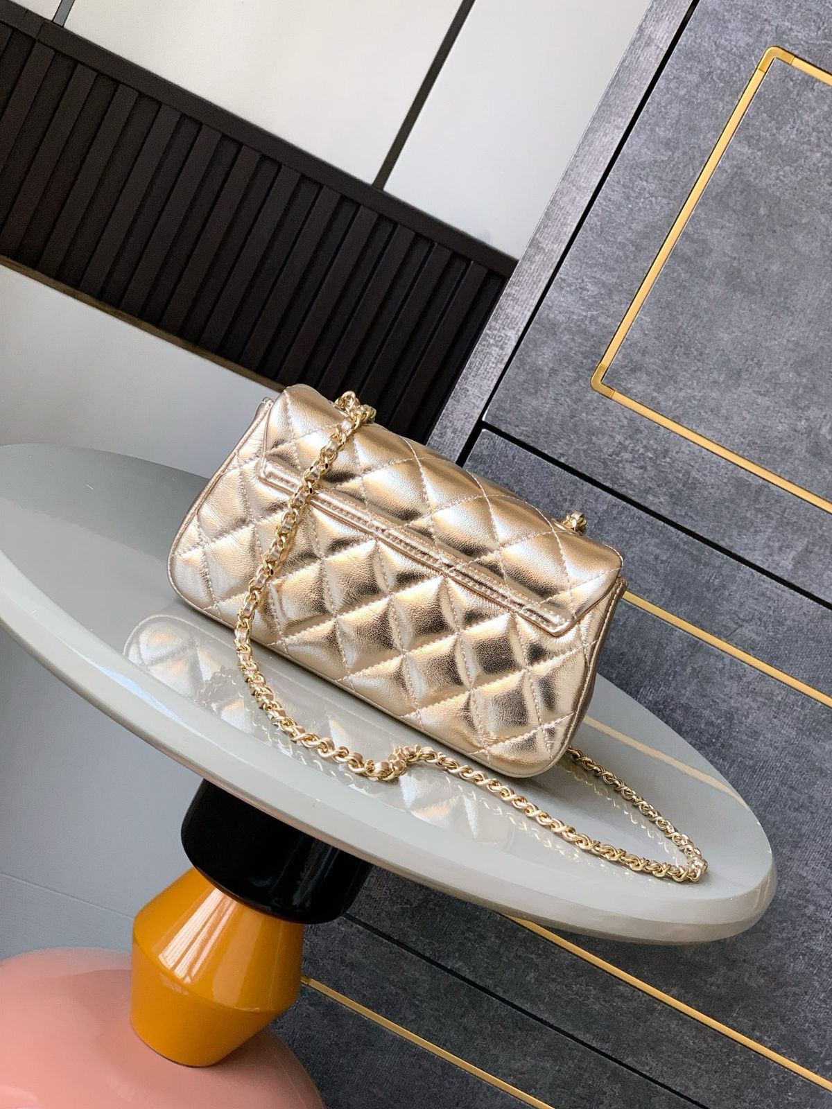 CHANEL