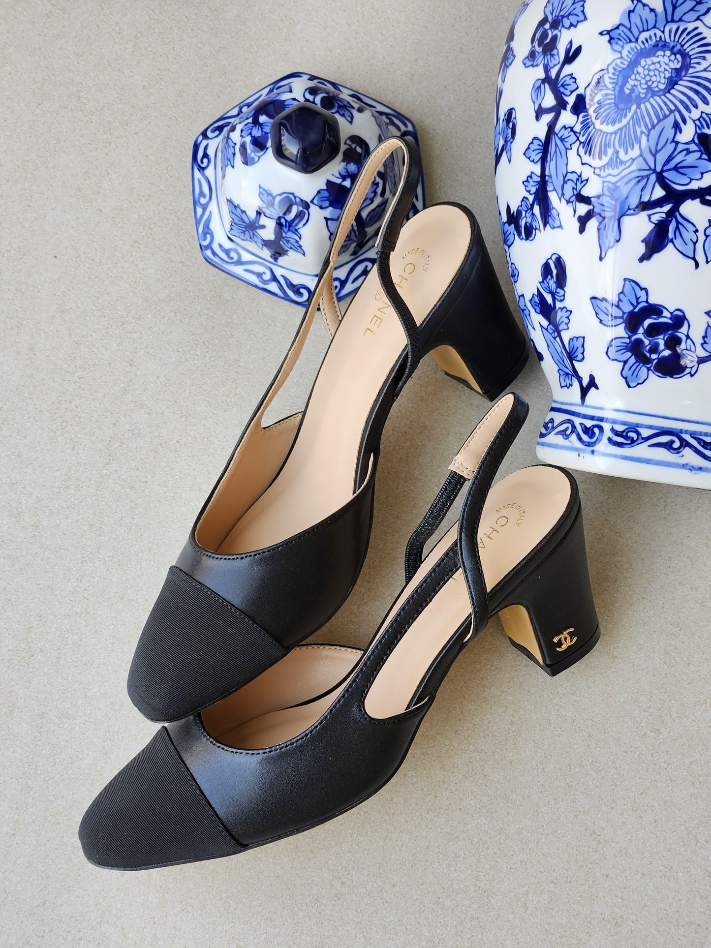 *CHANEL*