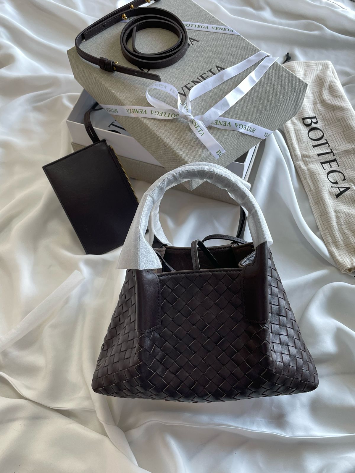 ๐ BOTTEGA VENETA HAND BAG๐NEW COLLECTION