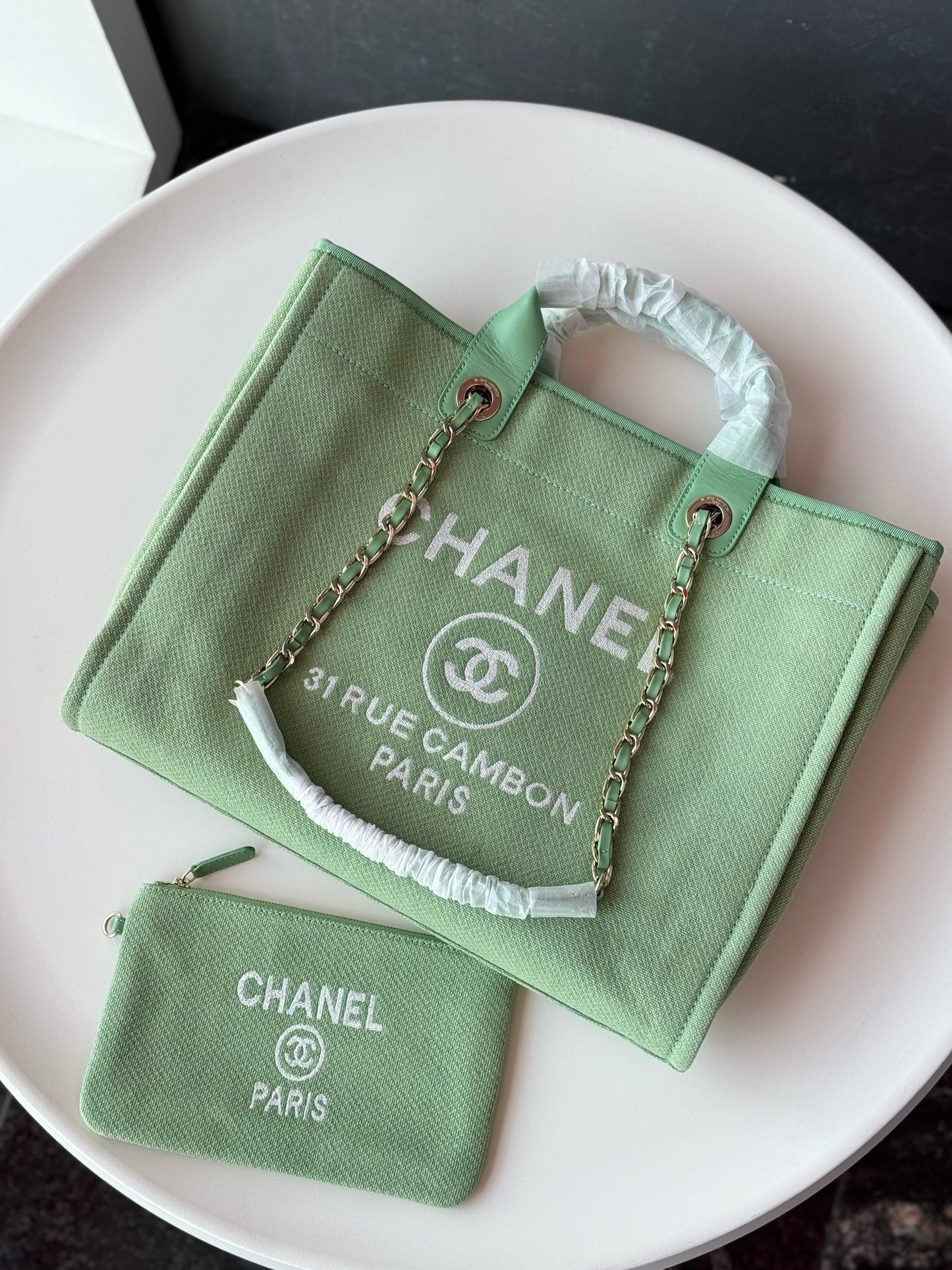 CHANEL😍