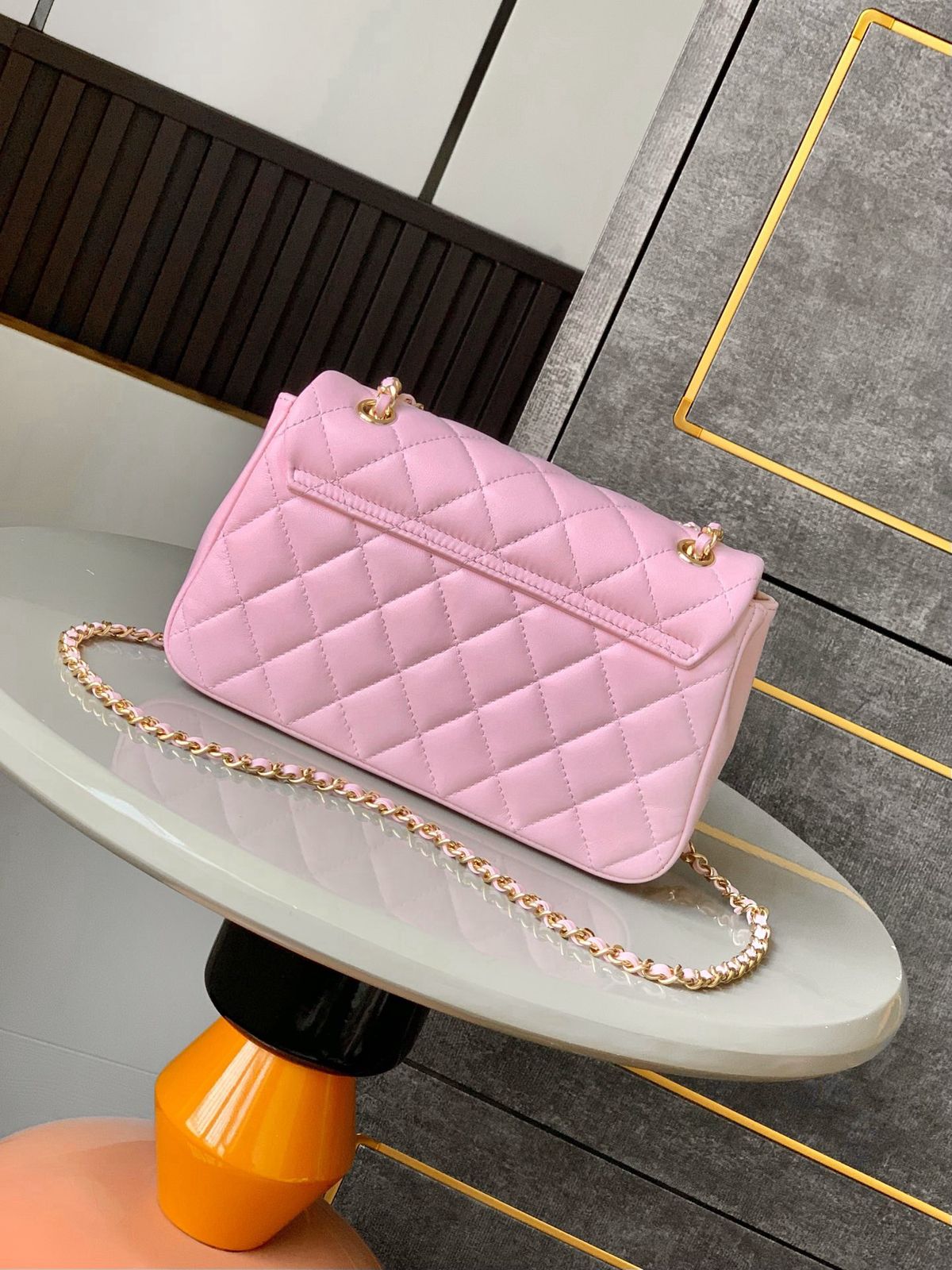 CHANEL