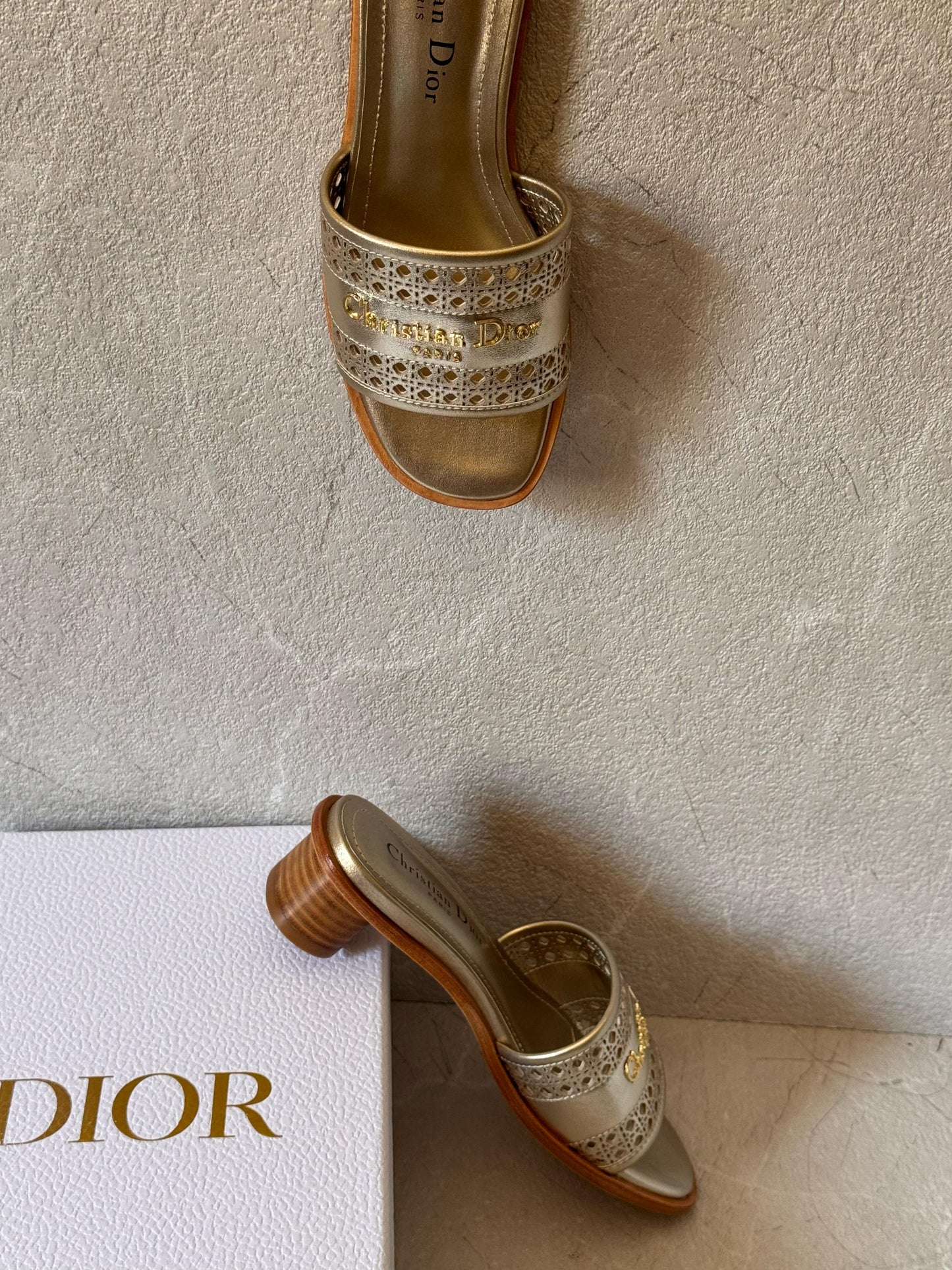 Dior