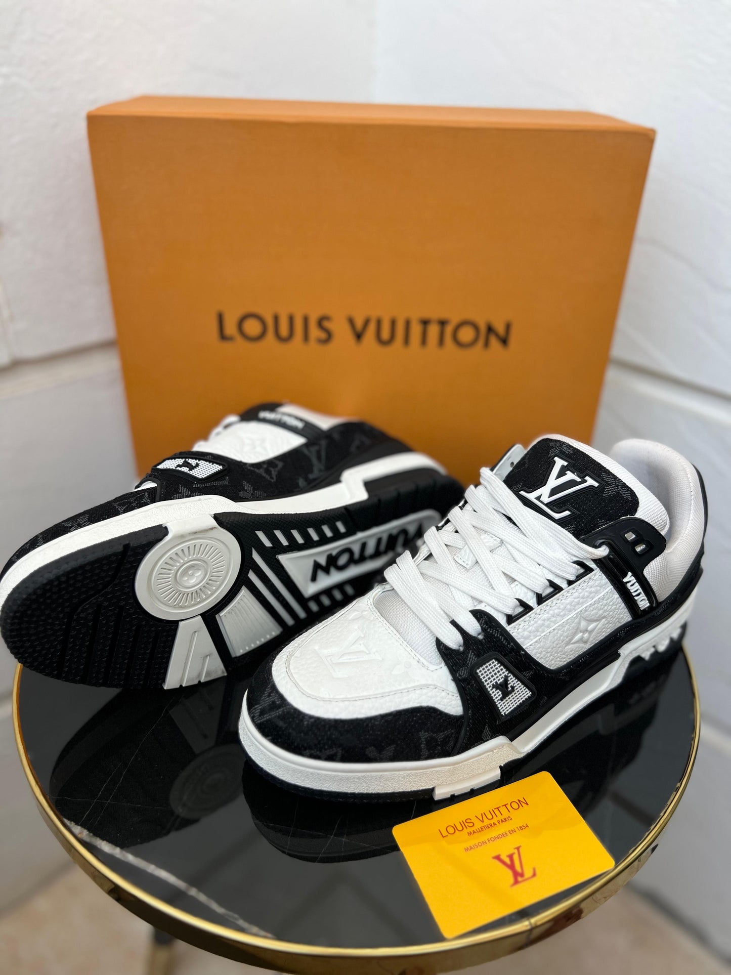 LV