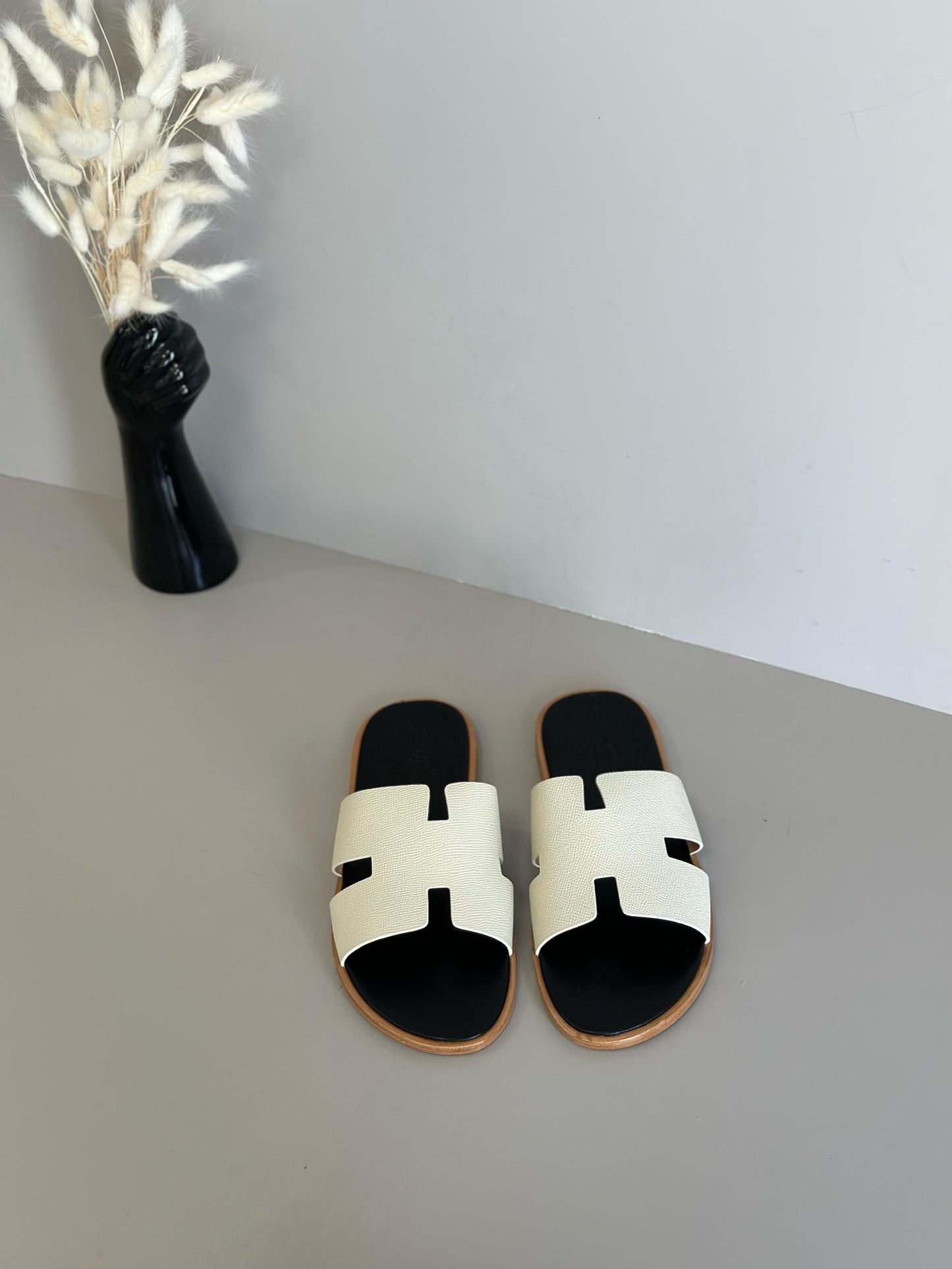 Hermes slippers