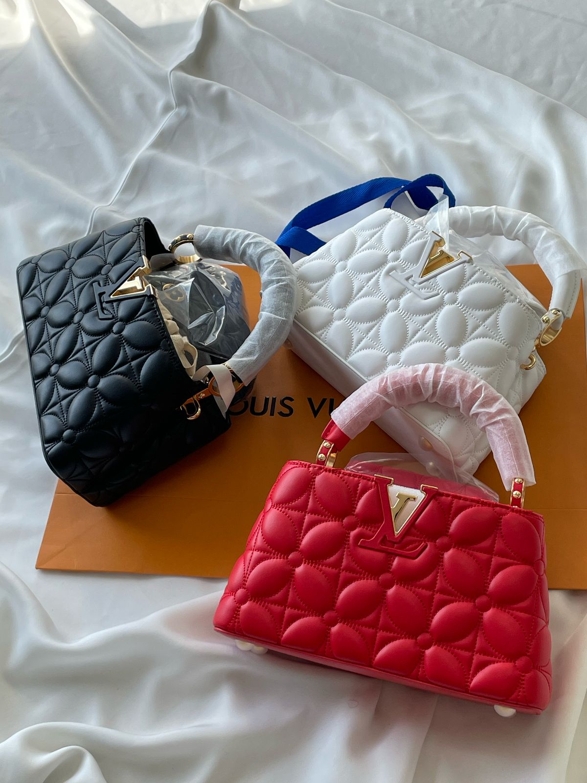 LOUIS VUITTON