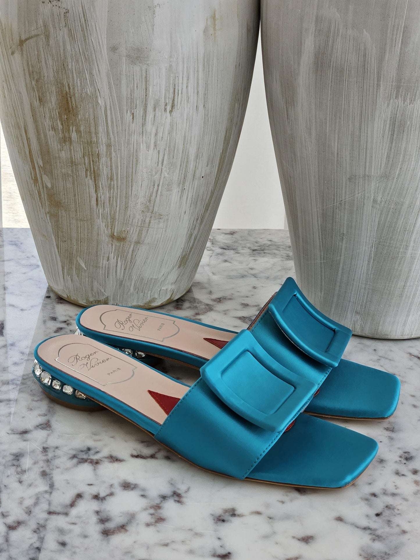 *Roger vivier*