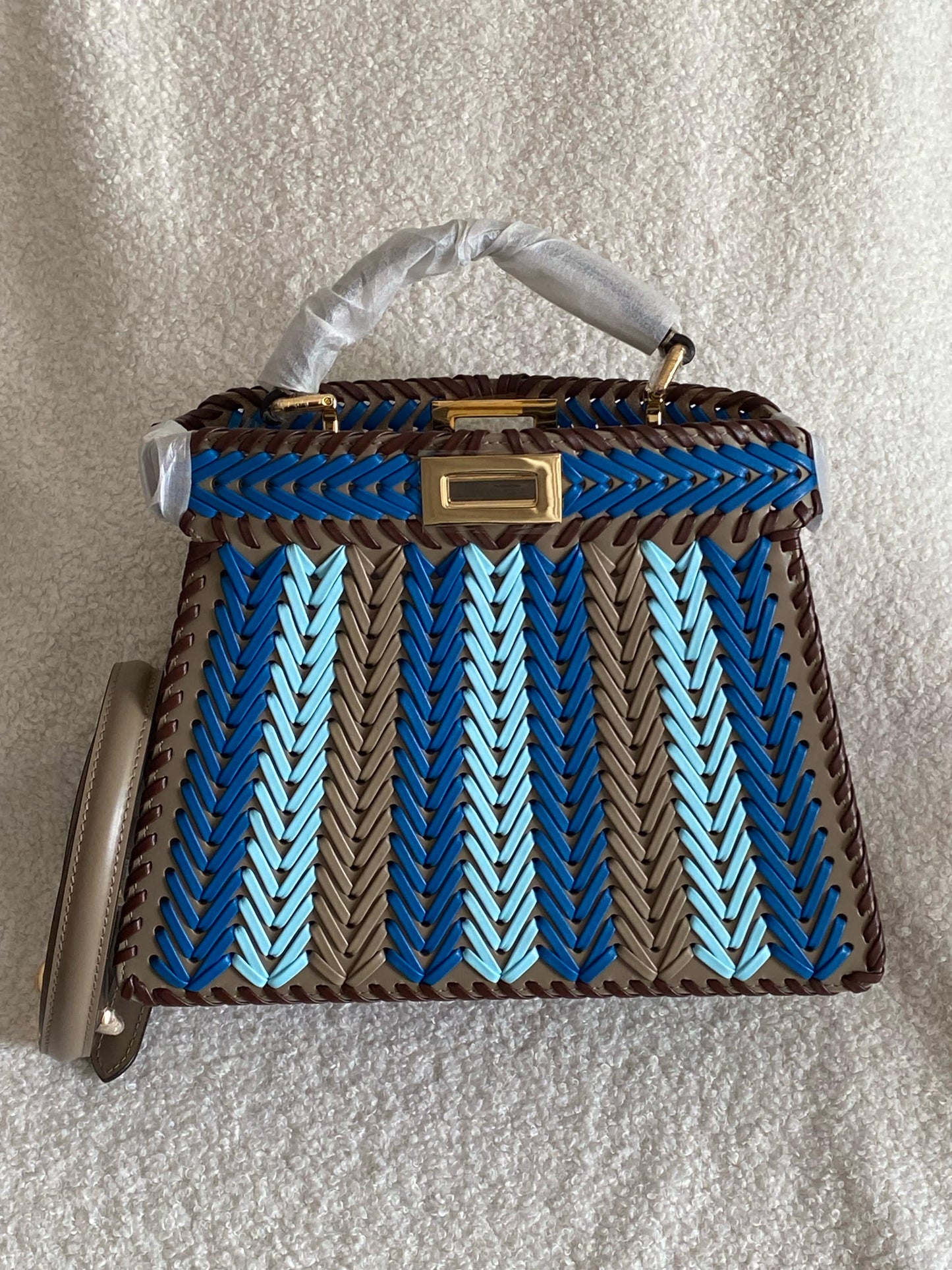 🌸FENDI 🌸
🦌MARAL🦌