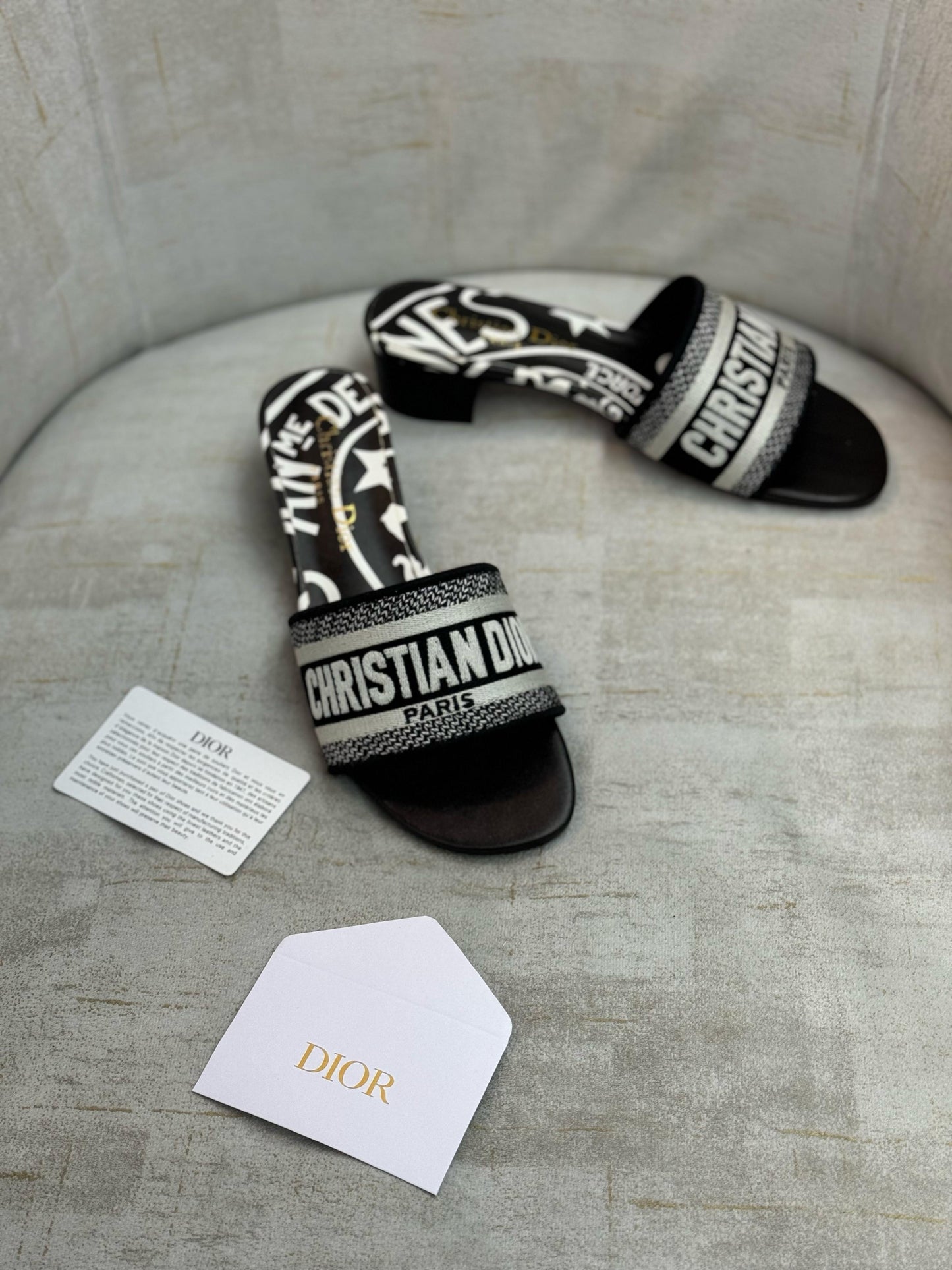 Dior