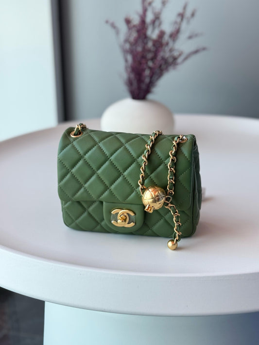 CHANEL😍