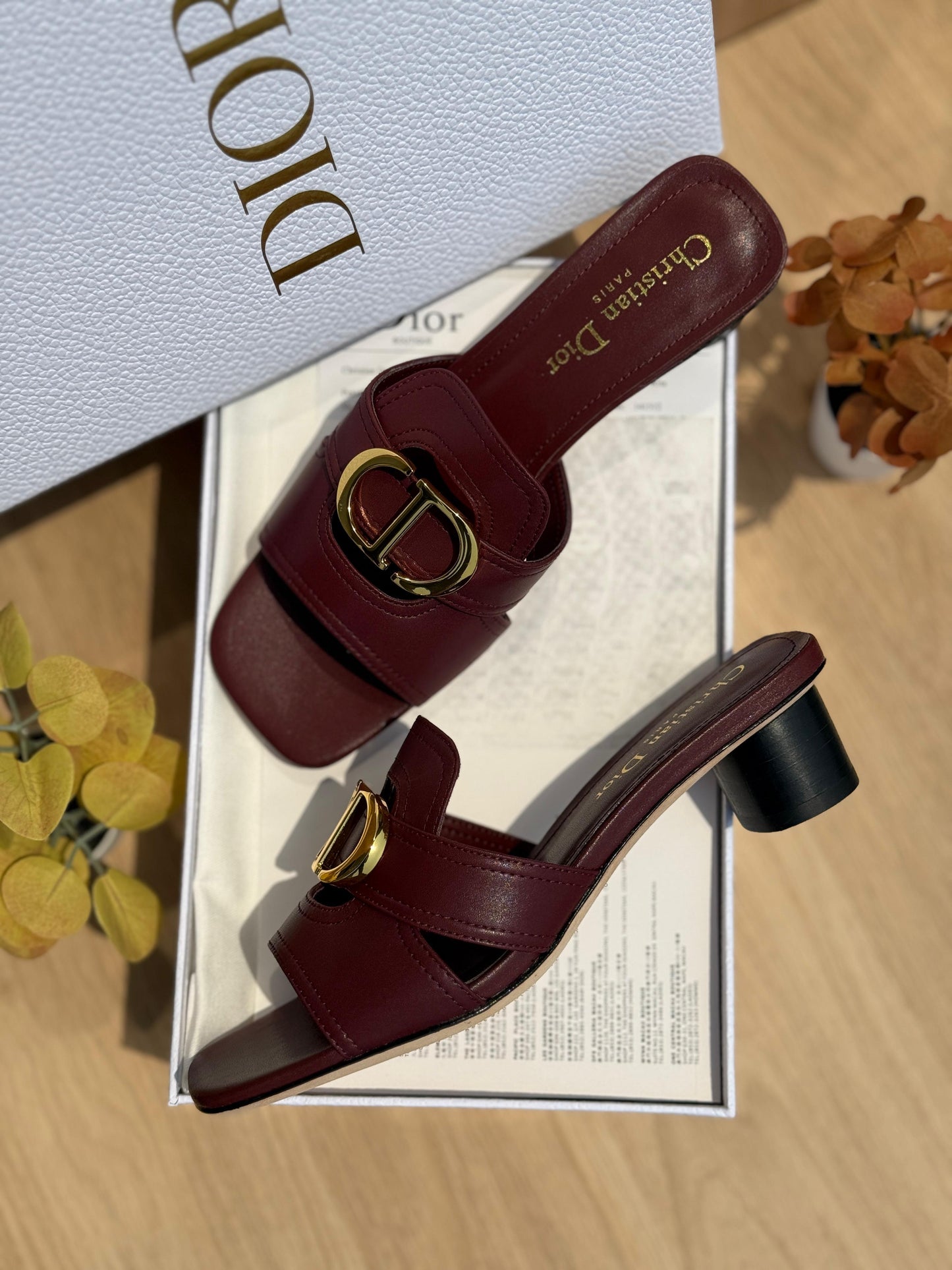 *DIOR*