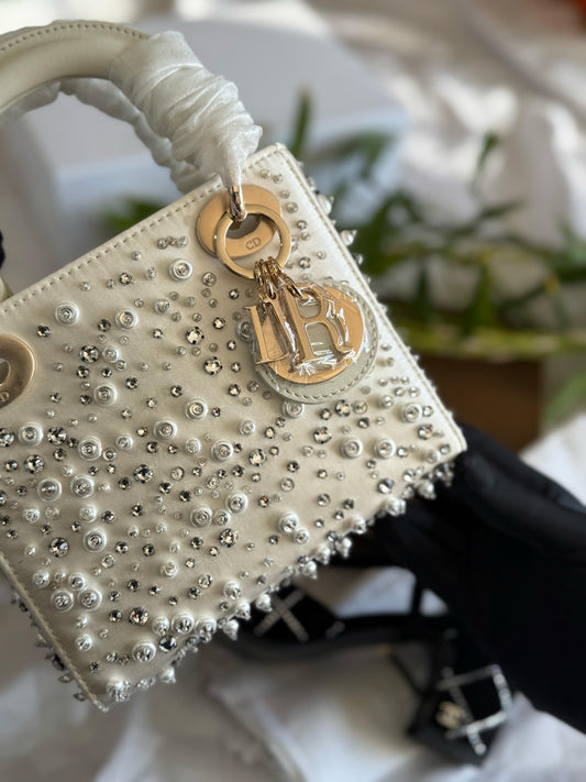 LADY DIOR
