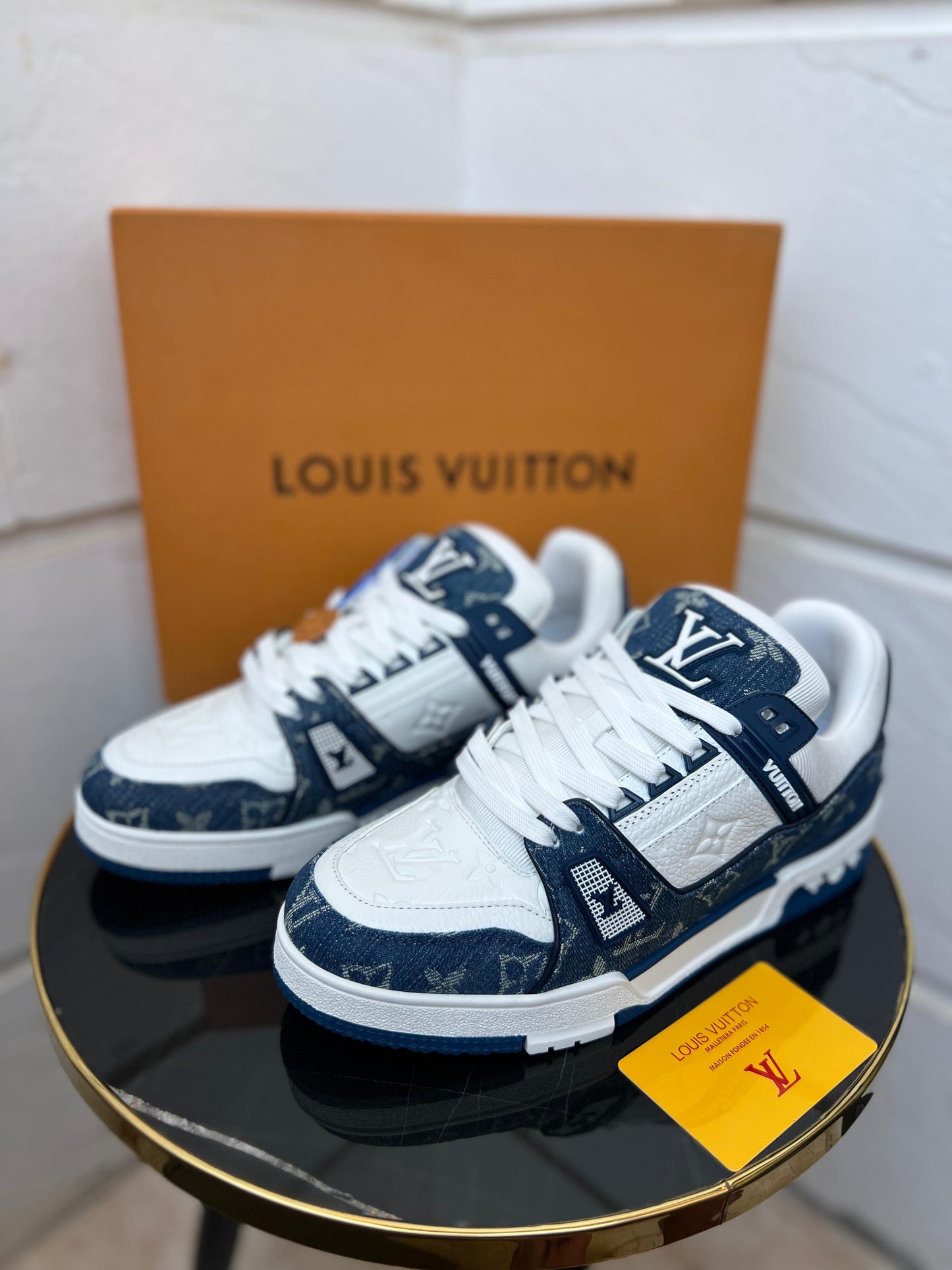 LV