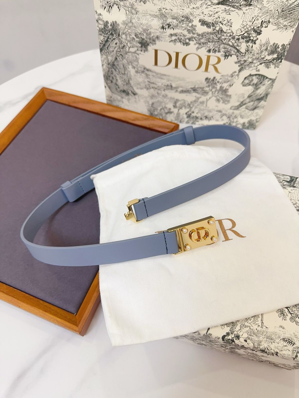 Dior
