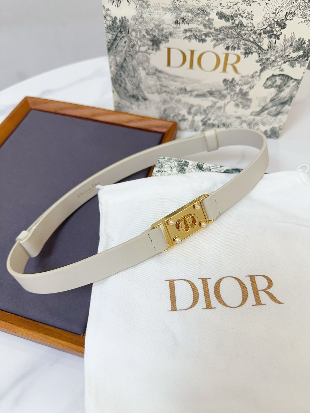 Dior