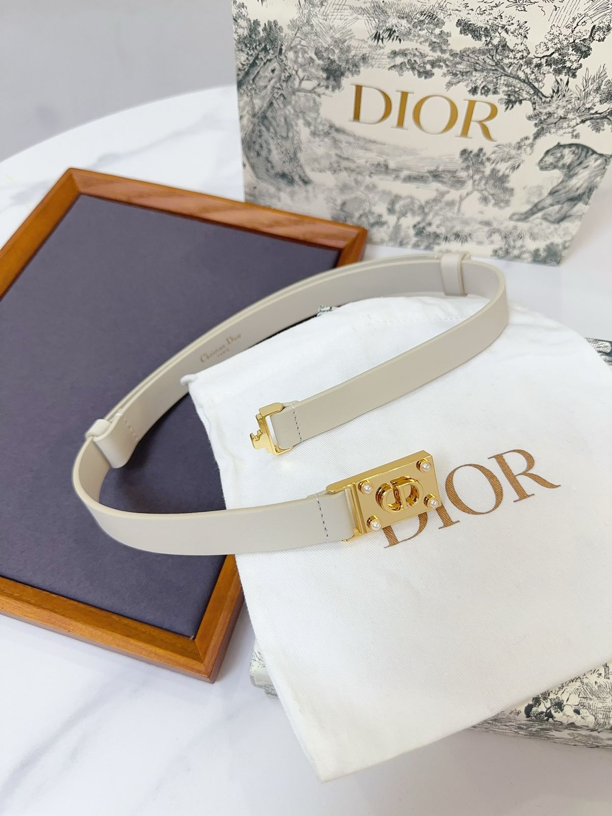 Dior
