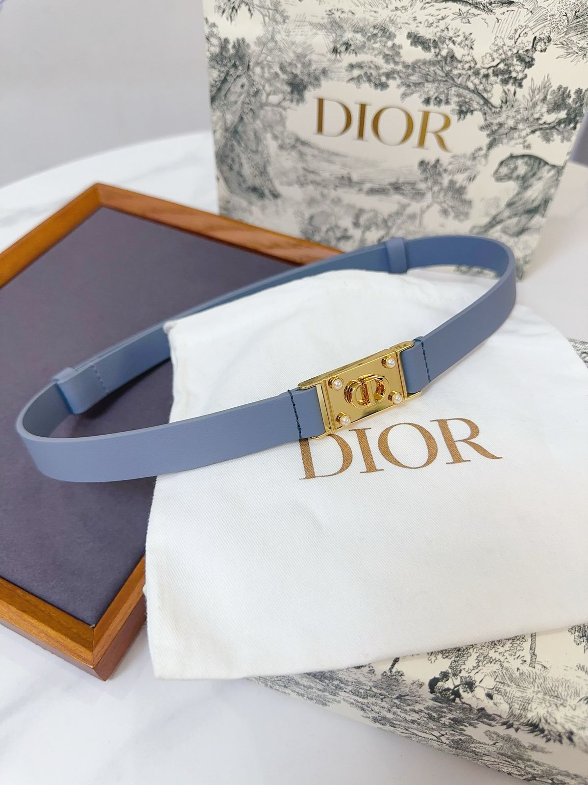 Dior